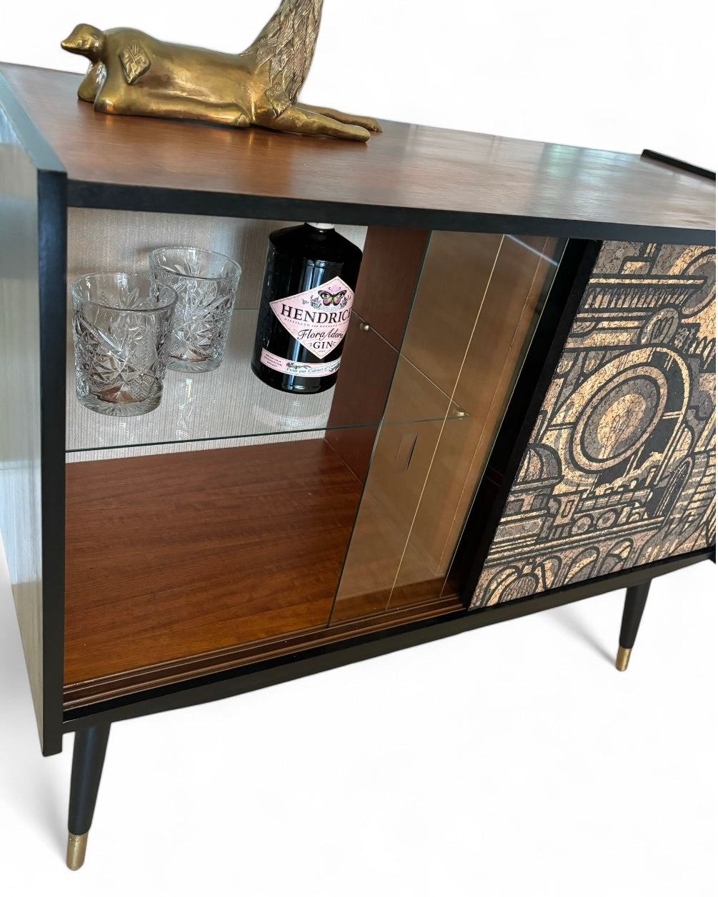 Mid Century sideboard with 'Hit the North' cork print | The Vintage Vibe