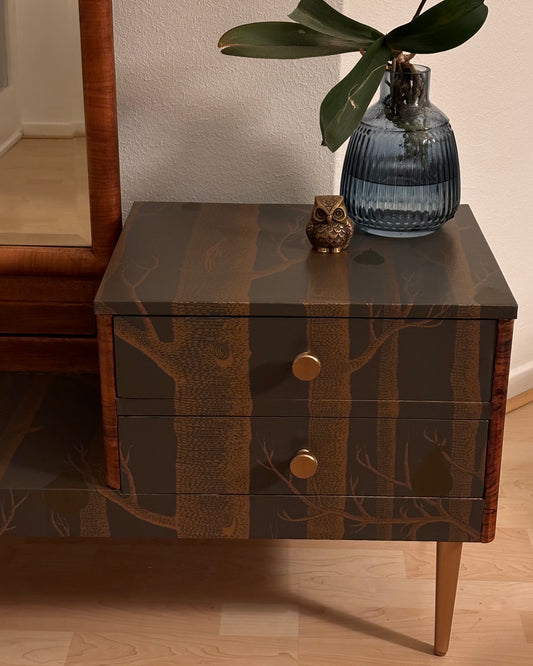 Vintage sideboard with mirror covered with Woods & Pears by Cole&Son | The Vintage Vibe
