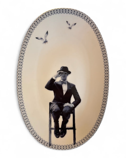 Vintage Wandbord Ovaal Man met Verrekijker