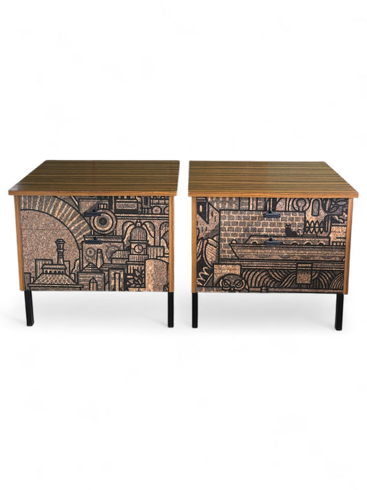 Vintage nachtkastjes bekleed met ‘Hit the North’ kurkprint | The Vintage Vibe