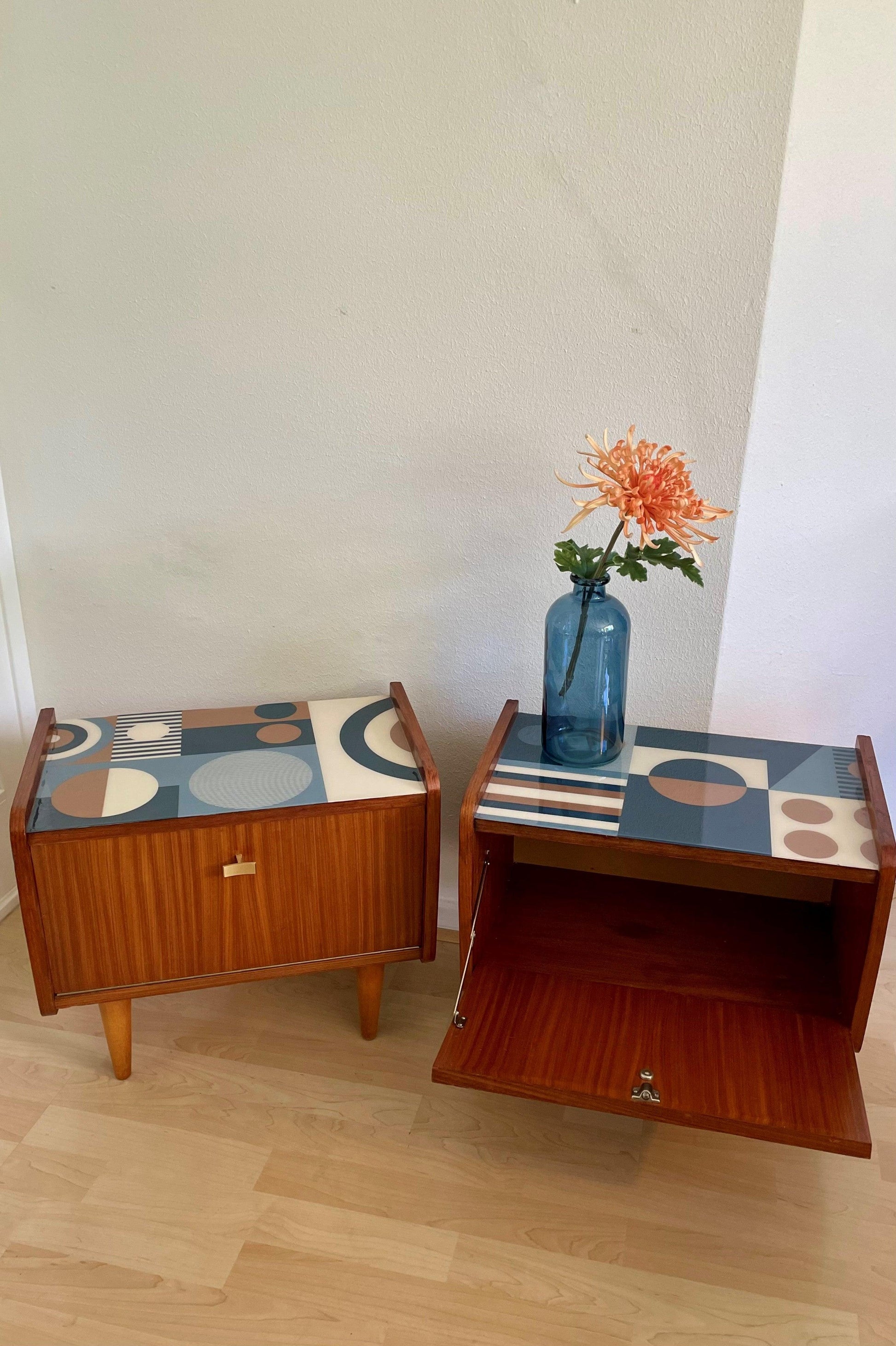 Vintage retro kastjes van hout met een prachtig blad met een gave geometrische print | The Vintage Vibe